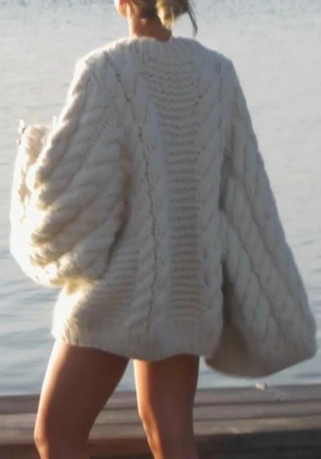 NRTHYE Women's Oversized Cable Knit Sweater Tops Loose Long Sleeves Crewneck Chunky Slouchy Baggy Pullover Sweaters